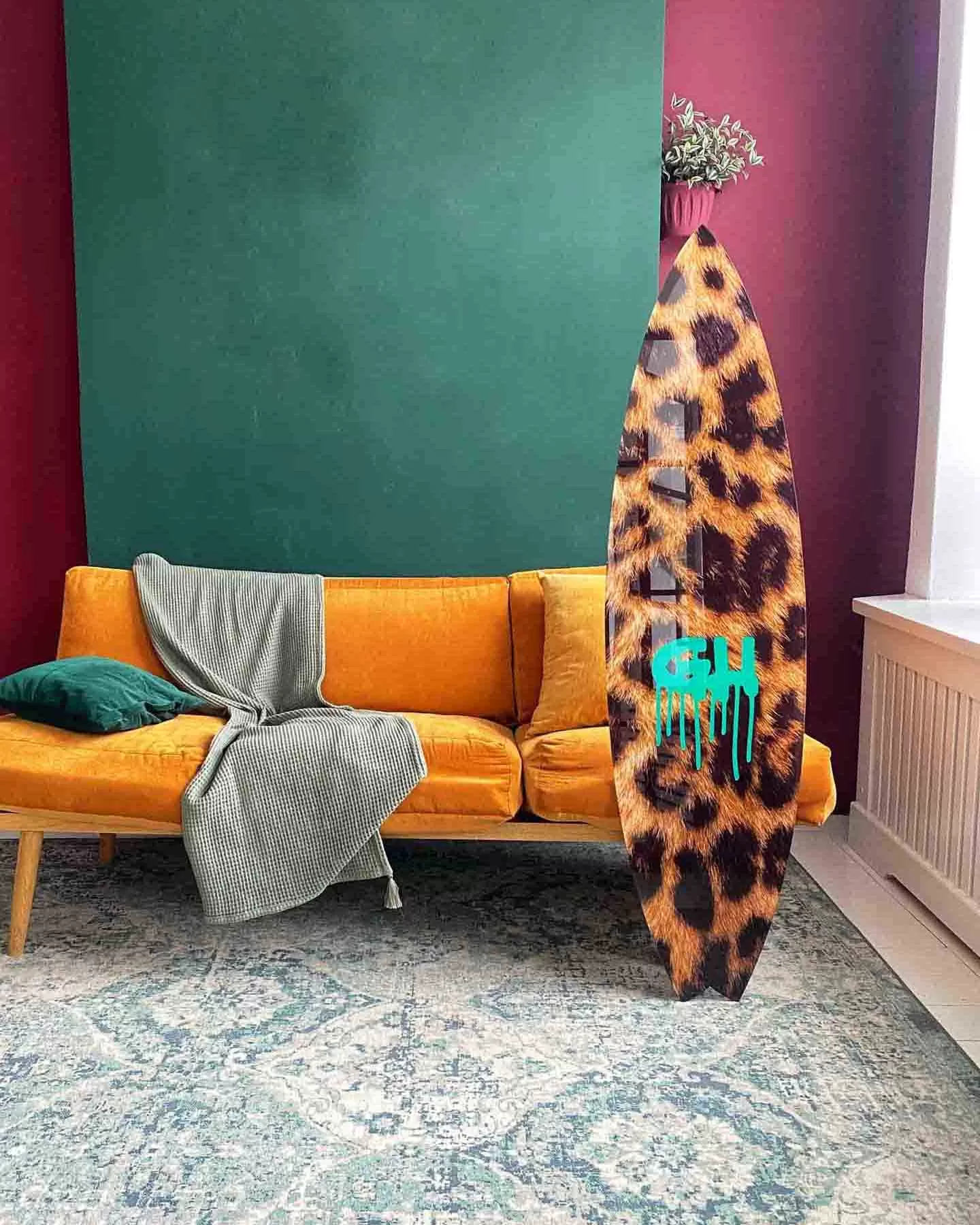 Leopard Surfboard (2)